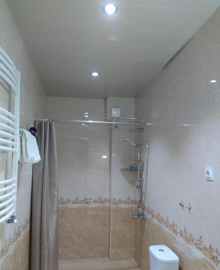 Hotel White Mountains • Თეთრი Მთები Μέστια Εξωτερικό φωτογραφία