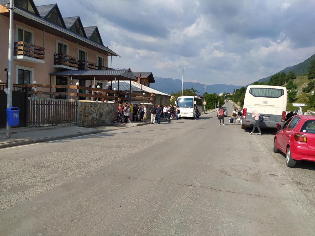 Hotel White Mountains • Თეთრი Მთები Μέστια Εξωτερικό φωτογραφία