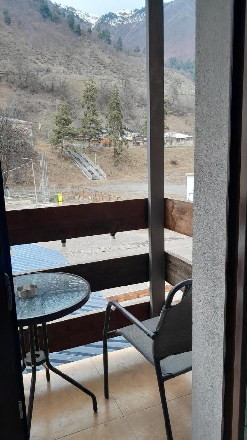 Hotel White Mountains • Თეთრი Მთები Μέστια Εξωτερικό φωτογραφία