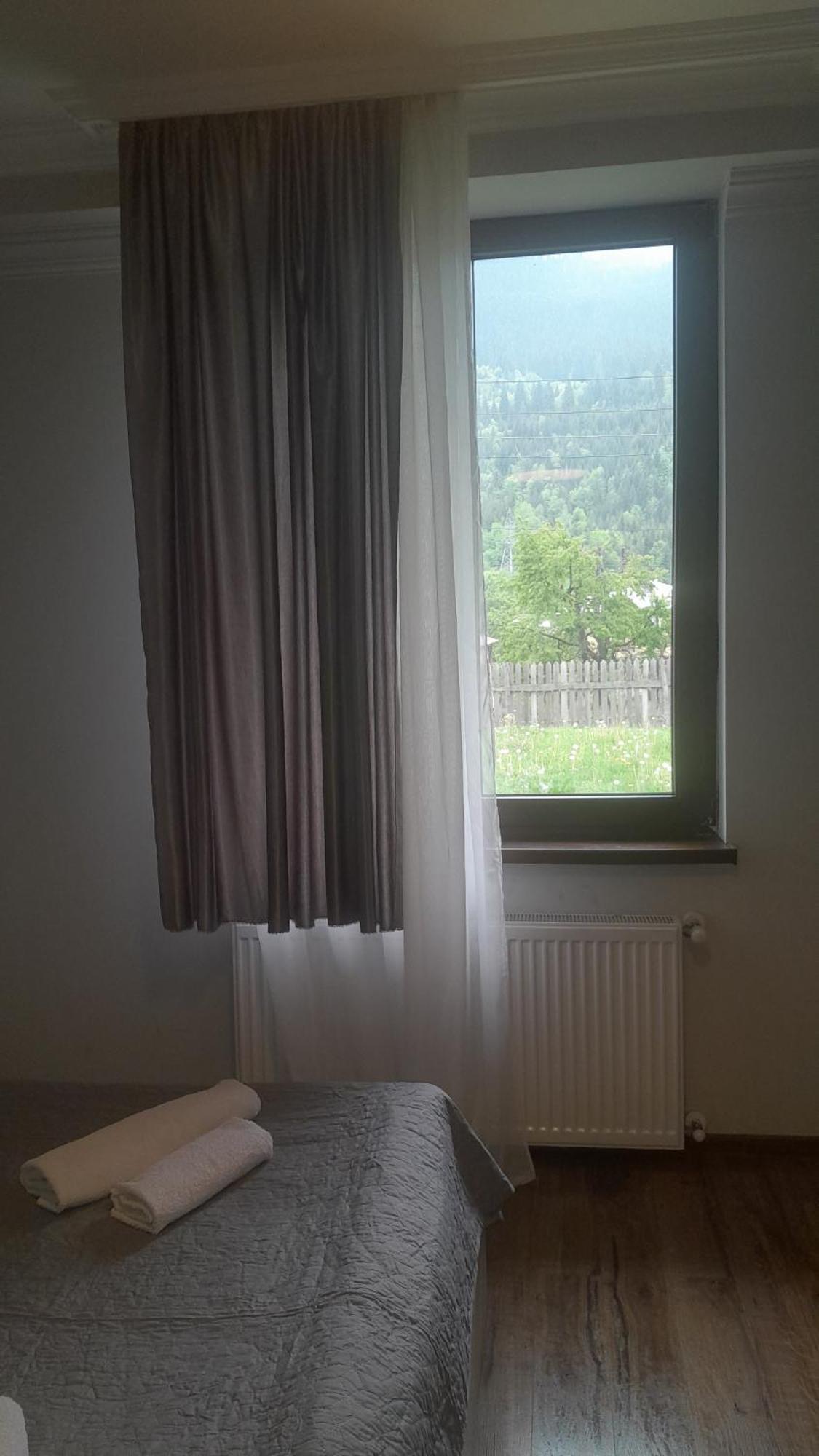 Hotel White Mountains • Თეთრი Მთები Μέστια Δωμάτιο φωτογραφία
